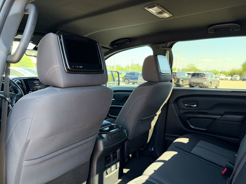 Used 2024 Nissan Titan SV w/ SV Convenience Package AWD/4WD image 26