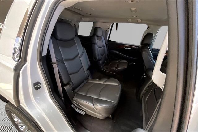 Used 2016 Cadillac Escalade 2WD image 17