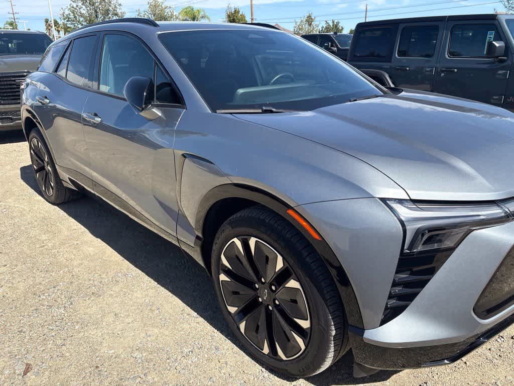 Used 2024 Chevrolet Blazer EV RS AWD/4WD image 3