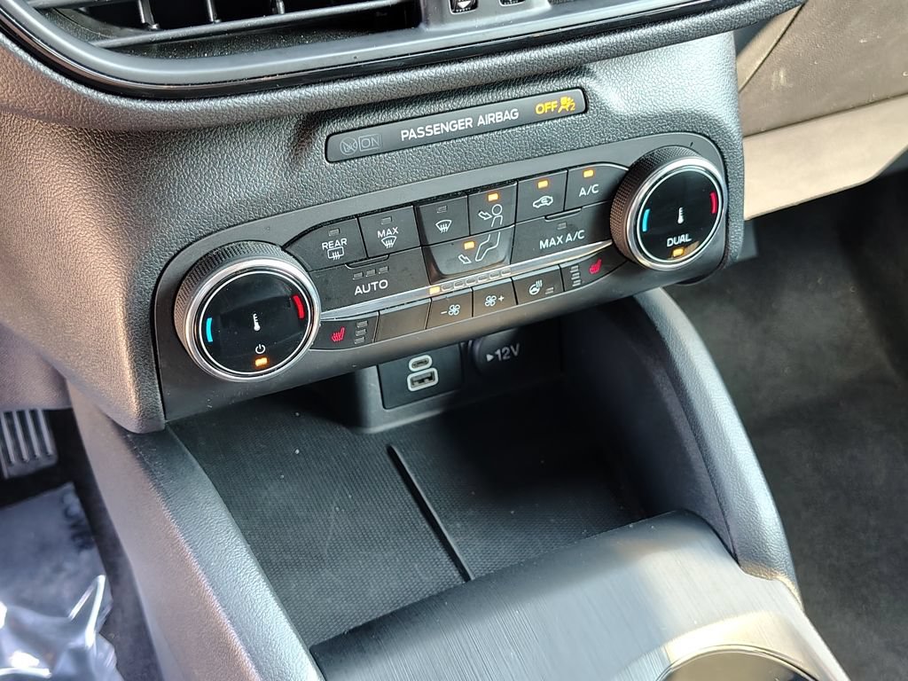 Used 2025 Ford Escape ST-Line Select AWD/4WD image 24
