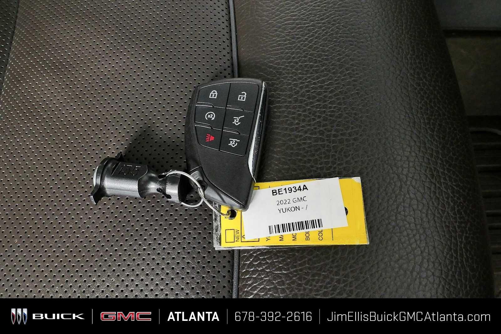 Certified 2022 GMC Yukon XL Denali w/ Max Trailering Package AWD/4WD image 27