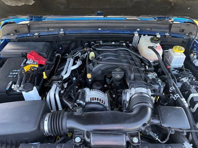 Used 2022 Jeep Gladiator Rubicon w/ Cold Weather Group AWD/4WD image 22