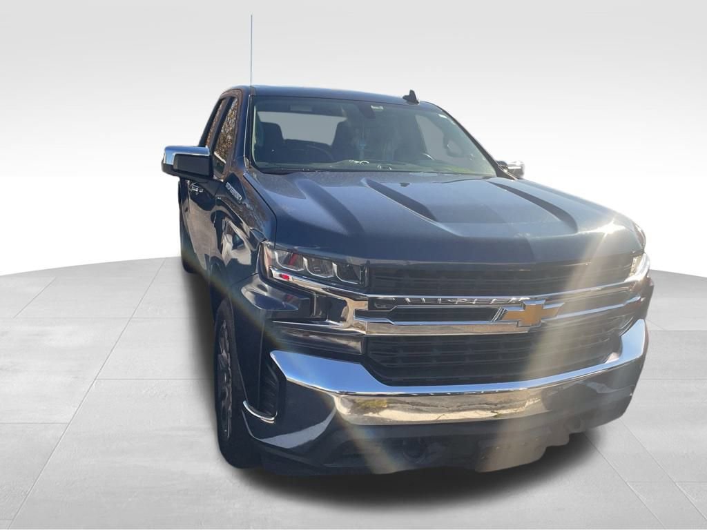 Used 2019 Chevrolet Silverado 1500 LT w/ All-Star Edition image 9