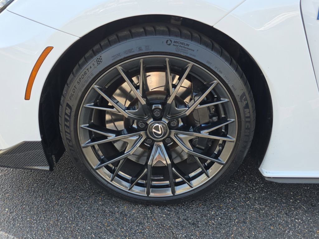 Used 2023 Lexus RC F w/ Carbon Package image 9