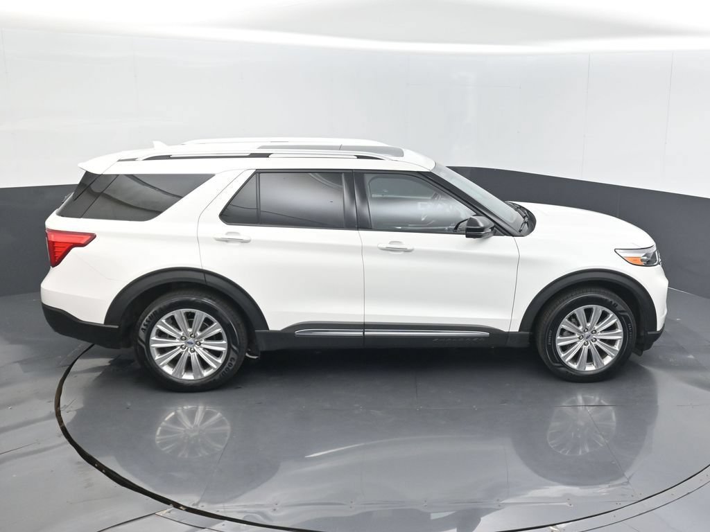 Used 2021 Ford Explorer Limited w/ Equipment Group 301A AWD/4WD image 14