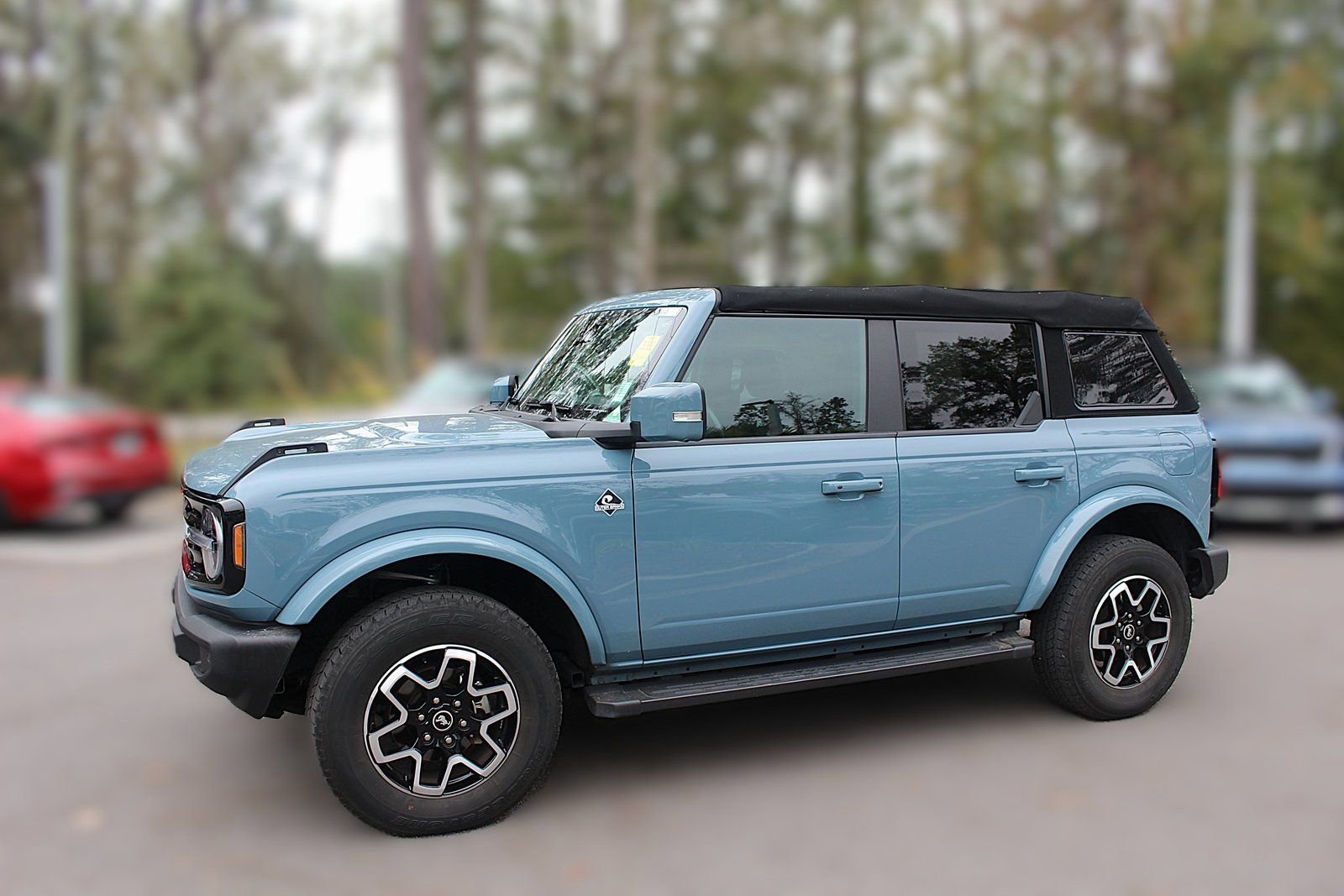 Used 2022 Ford Bronco Outer Banks image 4