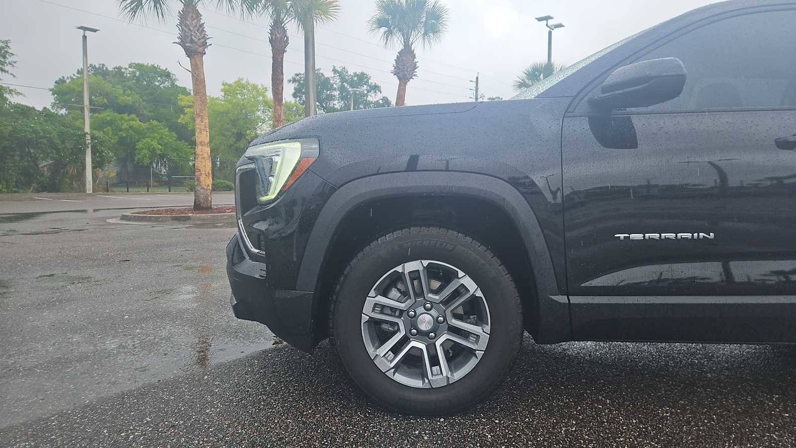 Used 2025 GMC Terrain Elevation AWD/4WD image 18