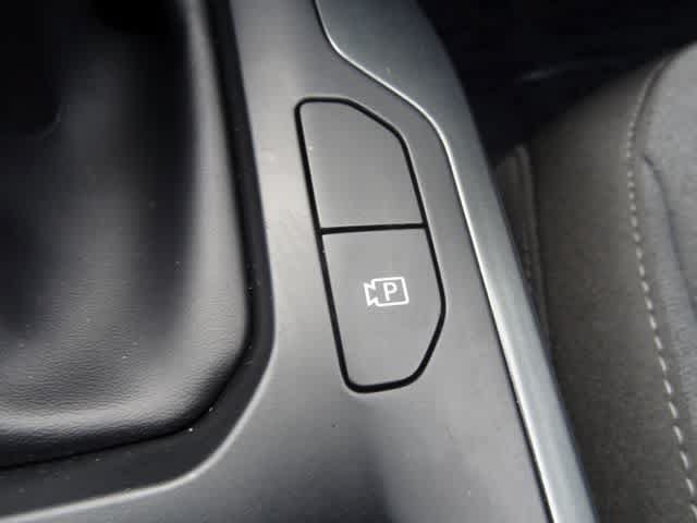 Used 2025 Kia K4 FWD image 33