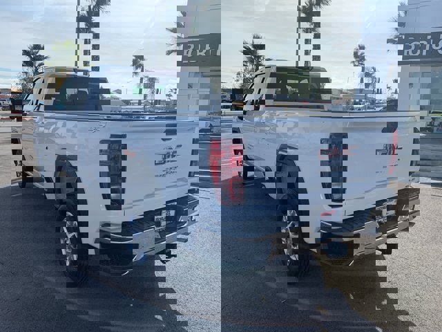 New 2026 GMC Sierra 2500 SLE w/ SLE Value Package; image 9