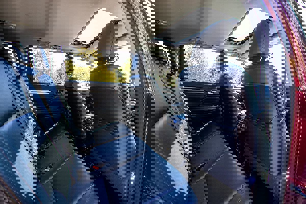 Used 2015 Toyota Highlander XLE image 23