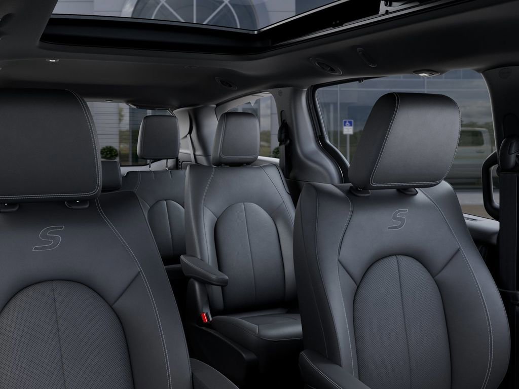 New 2026 Chrysler Pacifica Select w/ S Appearance Package FWD image 27