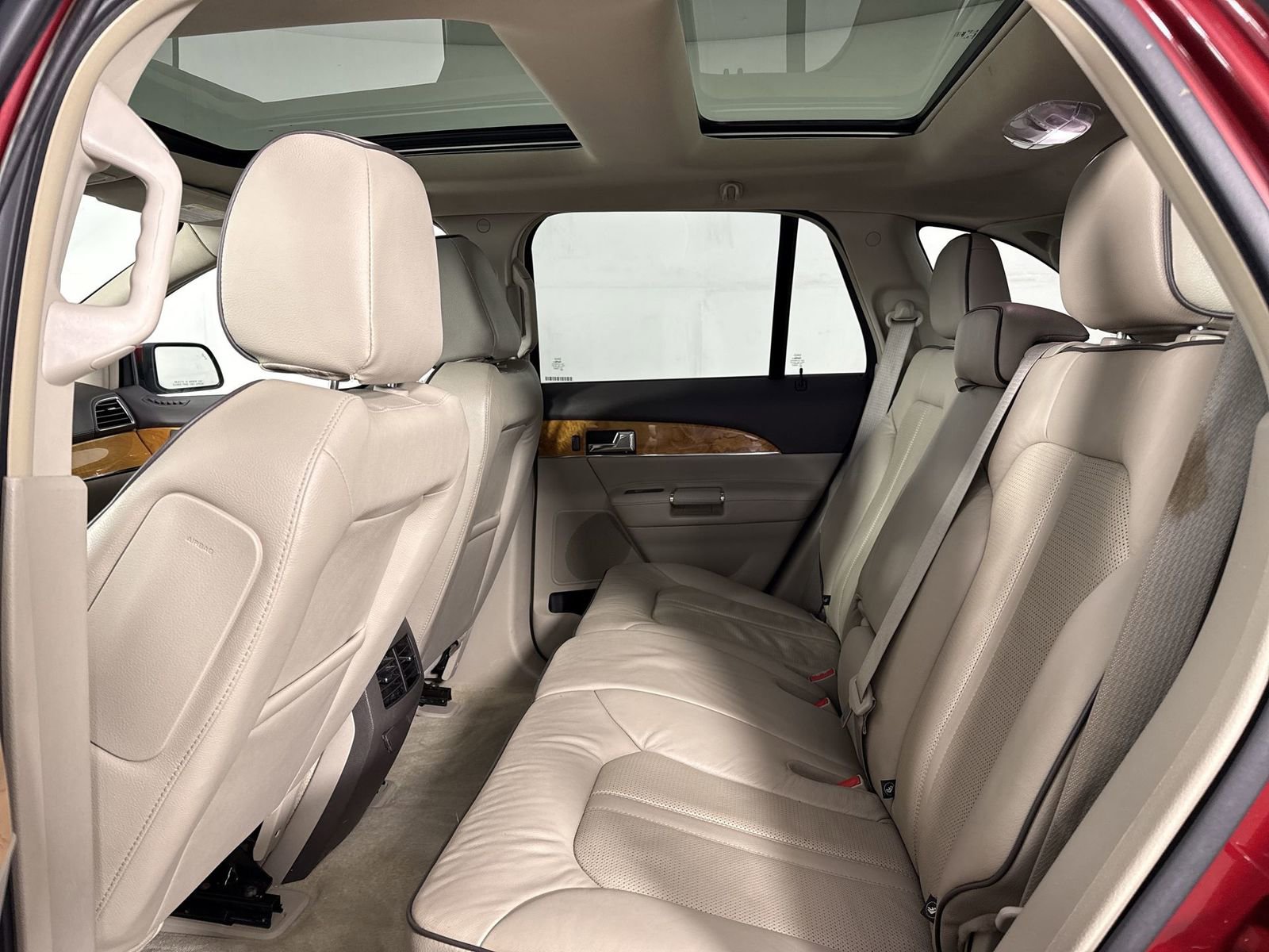 Used 2013 Lincoln MKX AWD image 23