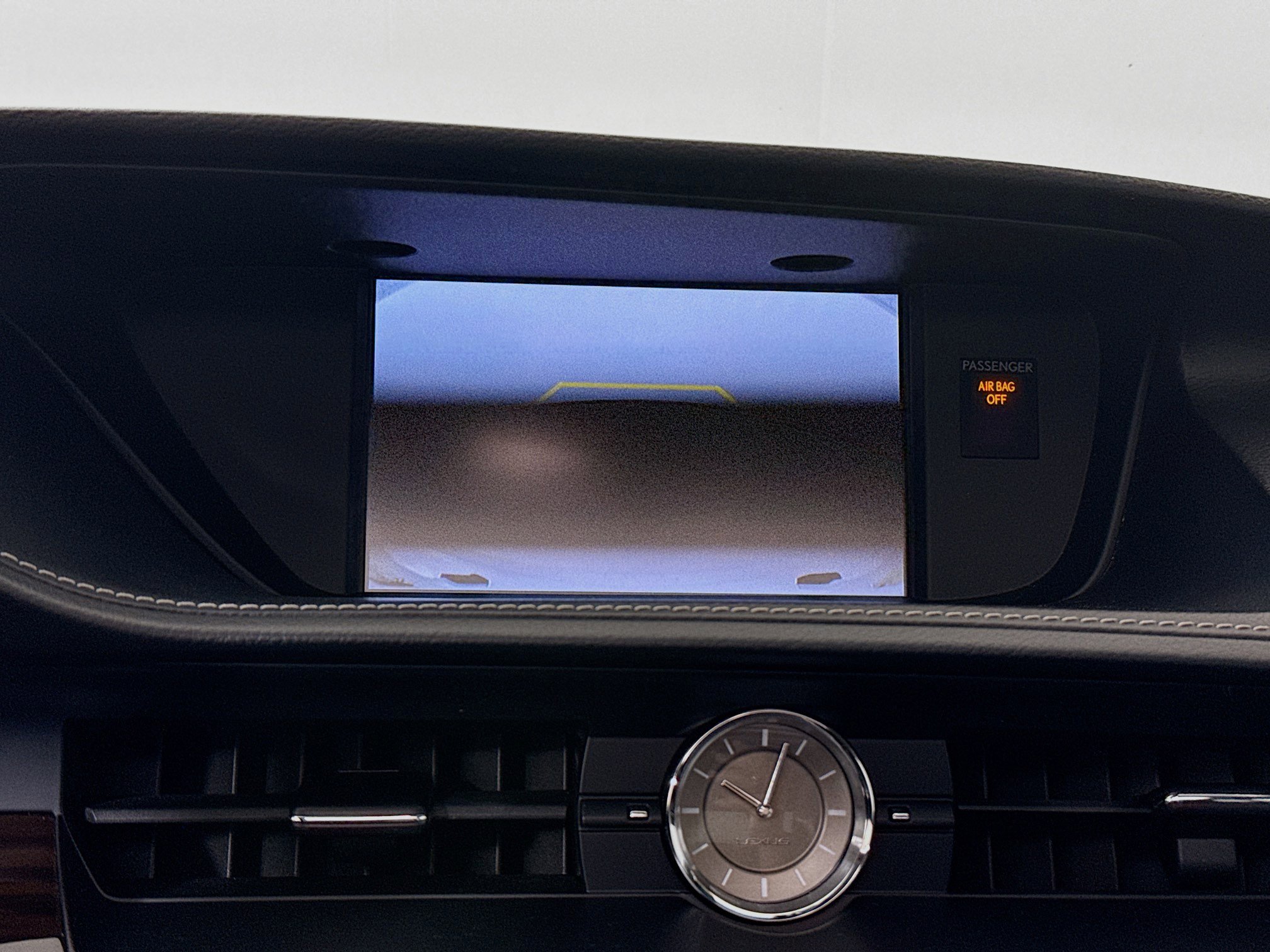 Used 2016 Lexus ES 350 w/ Premium Package w/Wood Trim image 16