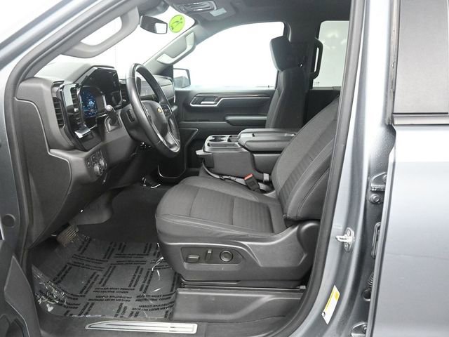 Used 2025 Chevrolet Silverado 1500 LT AWD/4WD image 28