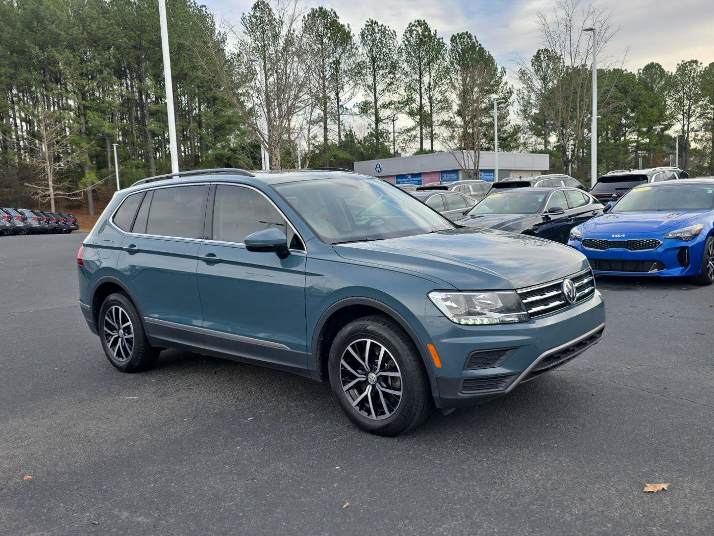 Used 2021 Volkswagen Tiguan SE