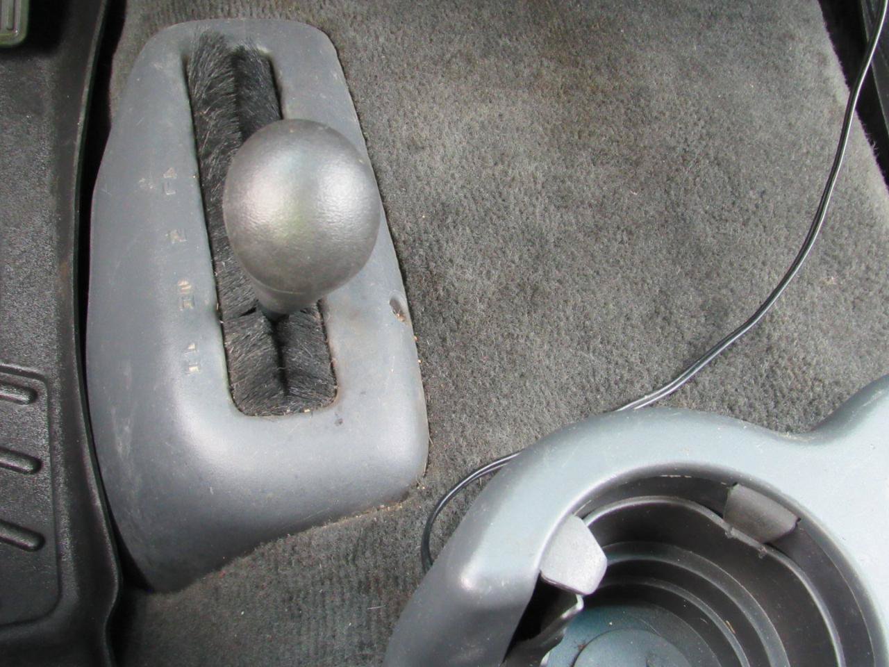 Used 2002 Chevrolet Silverado 2500 LS AWD/4WD image 17