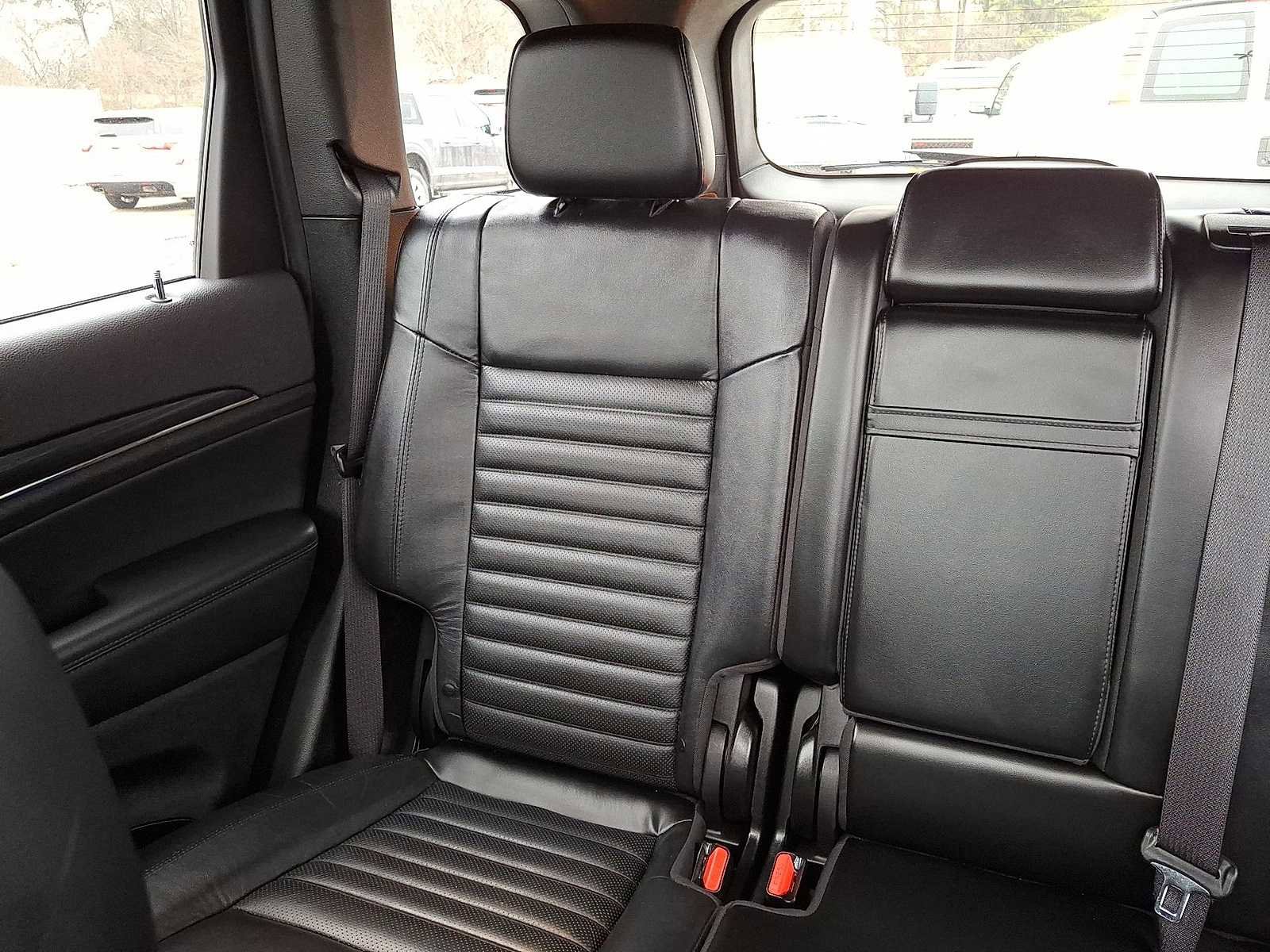 Used 2021 Jeep Grand Cherokee Limited X image 13