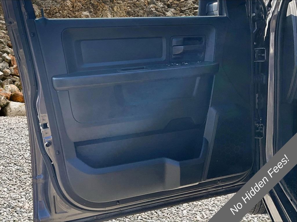 Used 2018 RAM 1500 Express AWD/4WD image 20