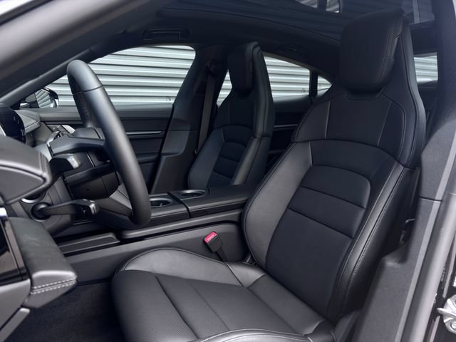 New 2026 Porsche Taycan RWD image 5