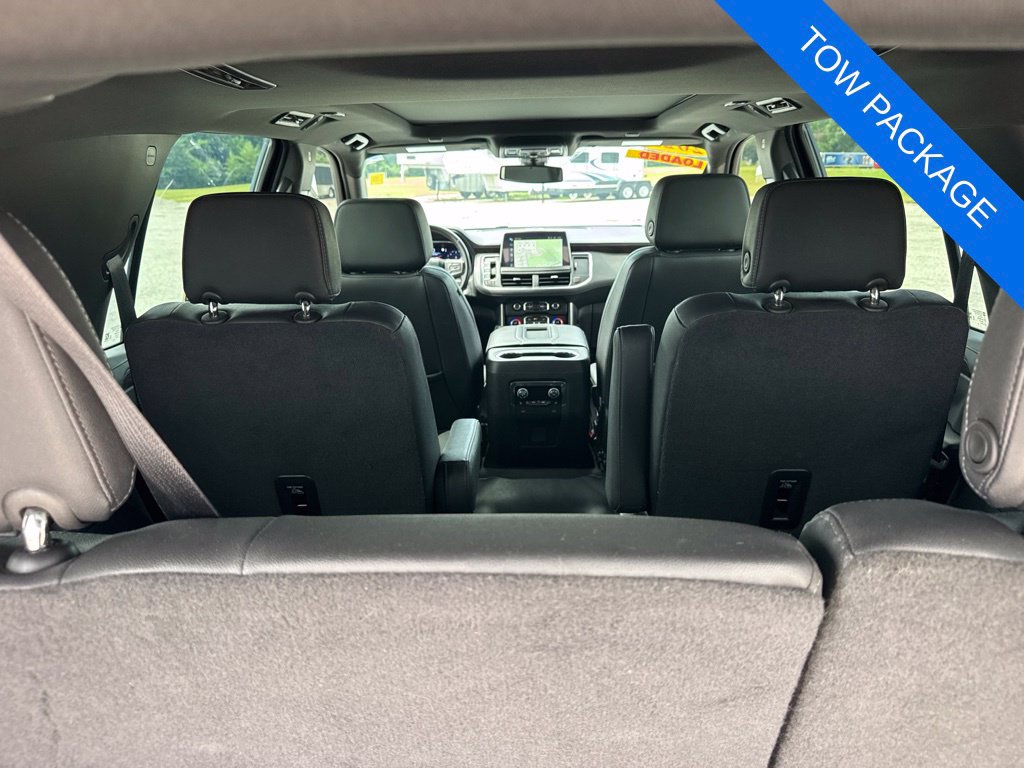 Used 2022 Chevrolet Tahoe Z71 w/ Luxury Package AWD/4WD image 18