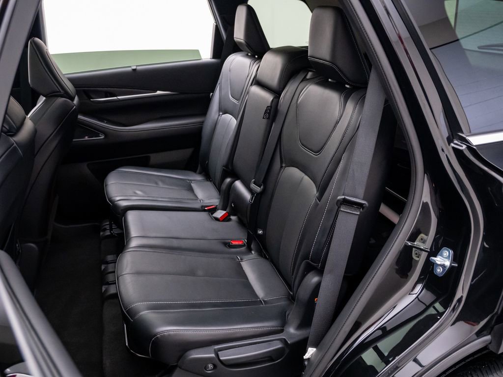 Used 2023 INFINITI QX60 Sensory w/ Cargo Package AWD/4WD image 18
