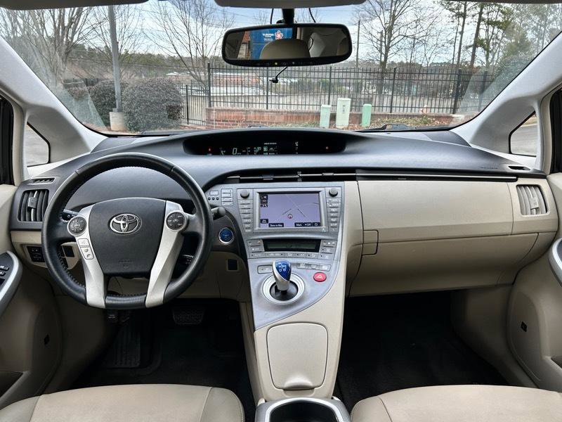 Used 2013 Toyota Prius Four w/ Deluxe Solar Roof Pkg image 15