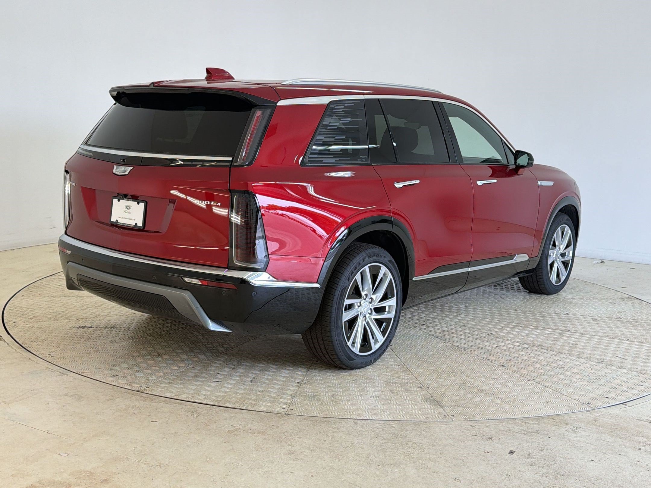 New 2026 Cadillac Vistiq Luxury AWD/4WD image 9