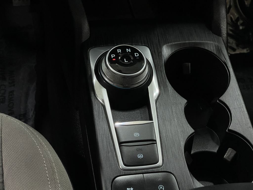 Used 2022 Ford Escape SE w/ Cold Weather Package image 27
