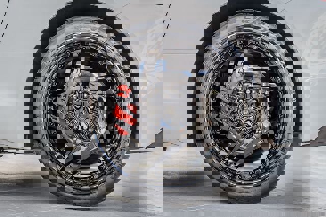 Used 2014 Jaguar F-TYPE Convertible image 21