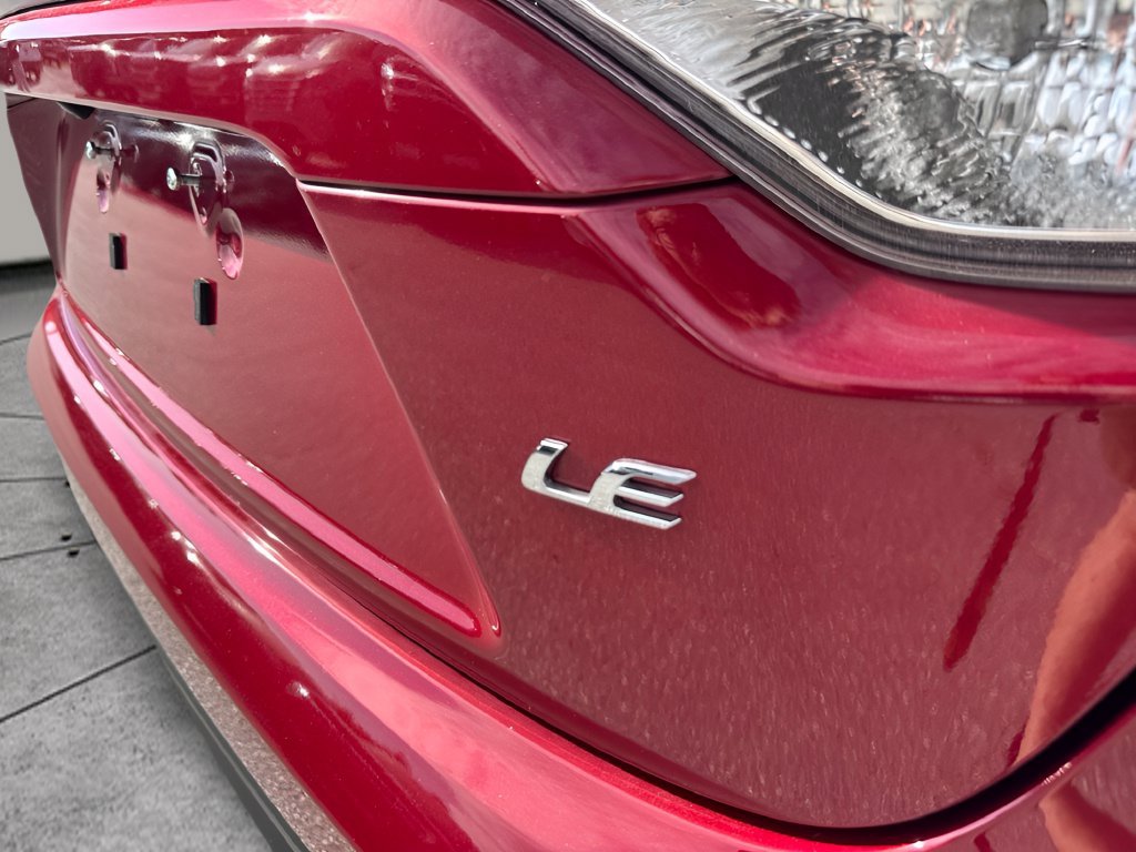 Used 2025 Toyota Corolla LE w/ LE Premium Package FWD image 29