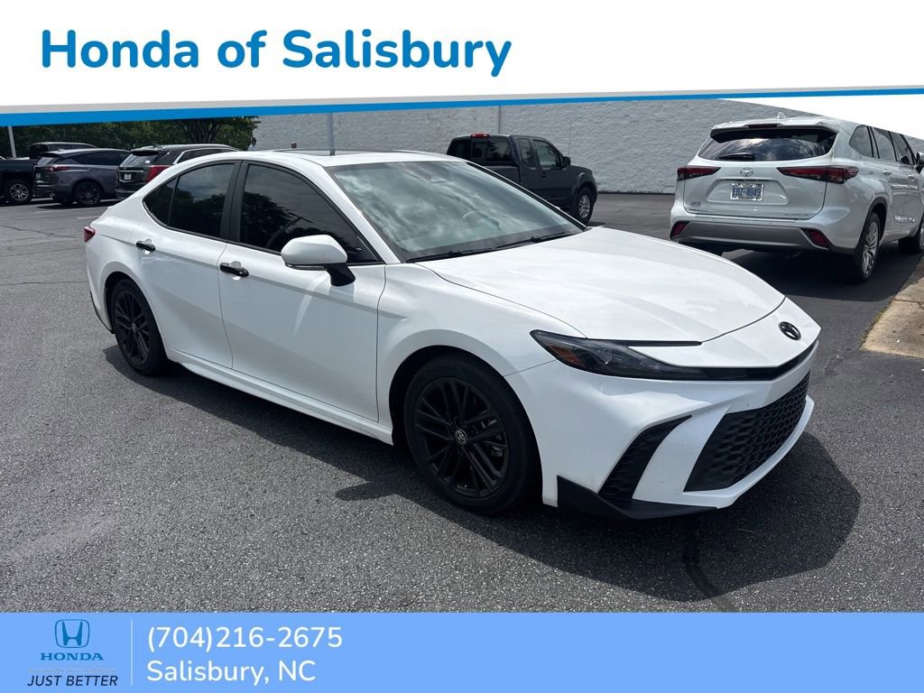 Used 2025 Toyota Camry SE w/ Convenience Package FWD video 1