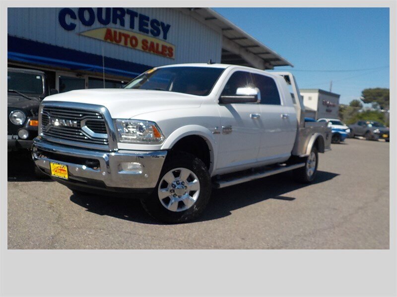 Used 2018 RAM 2500 Longhorn w/ Longhorn Southfork Package AWD/4WD image 1