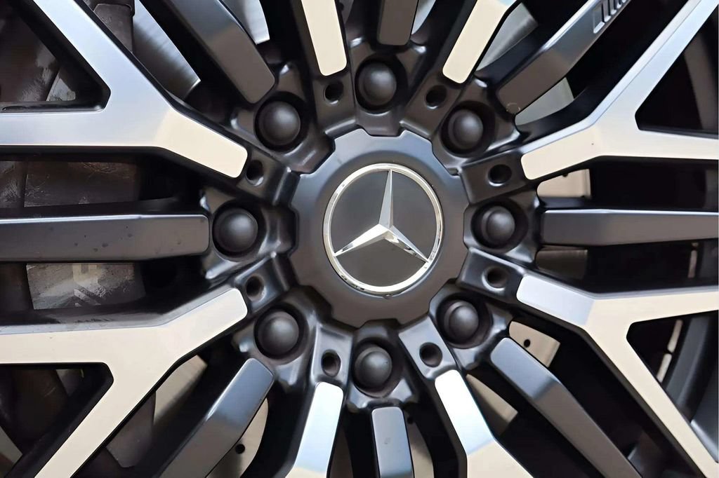Used 2024 Mercedes-Benz G 63 AMG Squared image 15