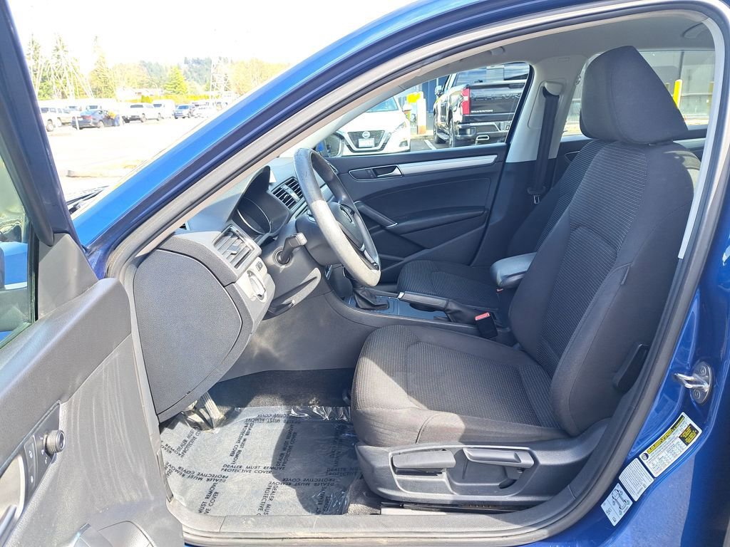 Used 2016 Volkswagen Passat 1.8T S image 11