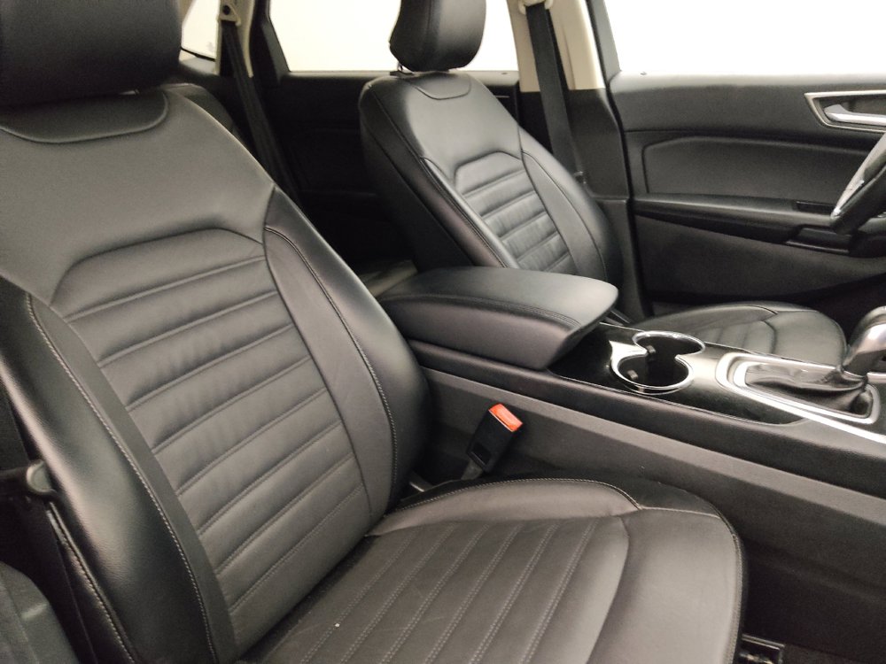Used 2018 Ford Edge SEL w/ Equipment Group 201A AWD/4WD image 21