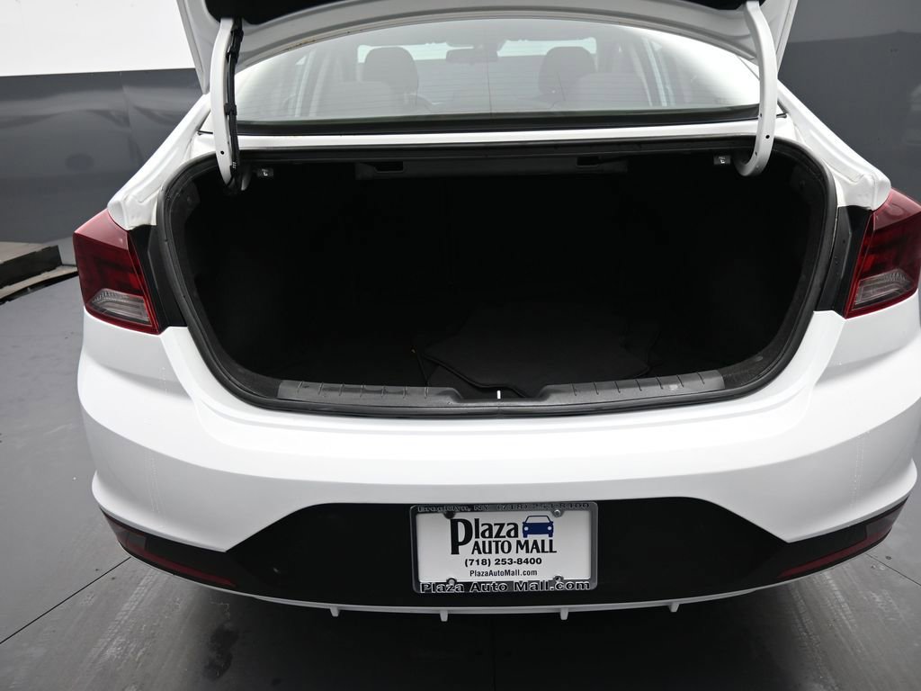 Used 2020 Hyundai Elantra SE w/ Cargo Package (C1) image 21