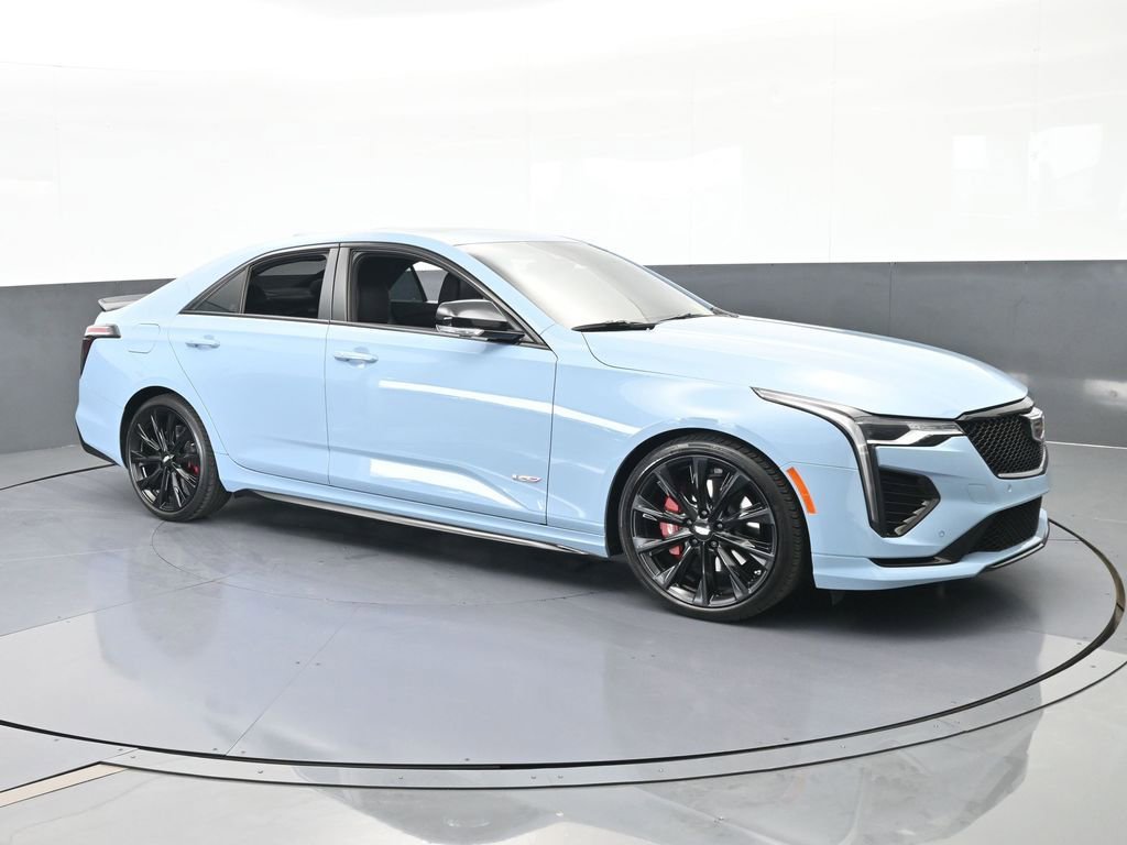 Used 2025 Cadillac CT4 V RWD image 8