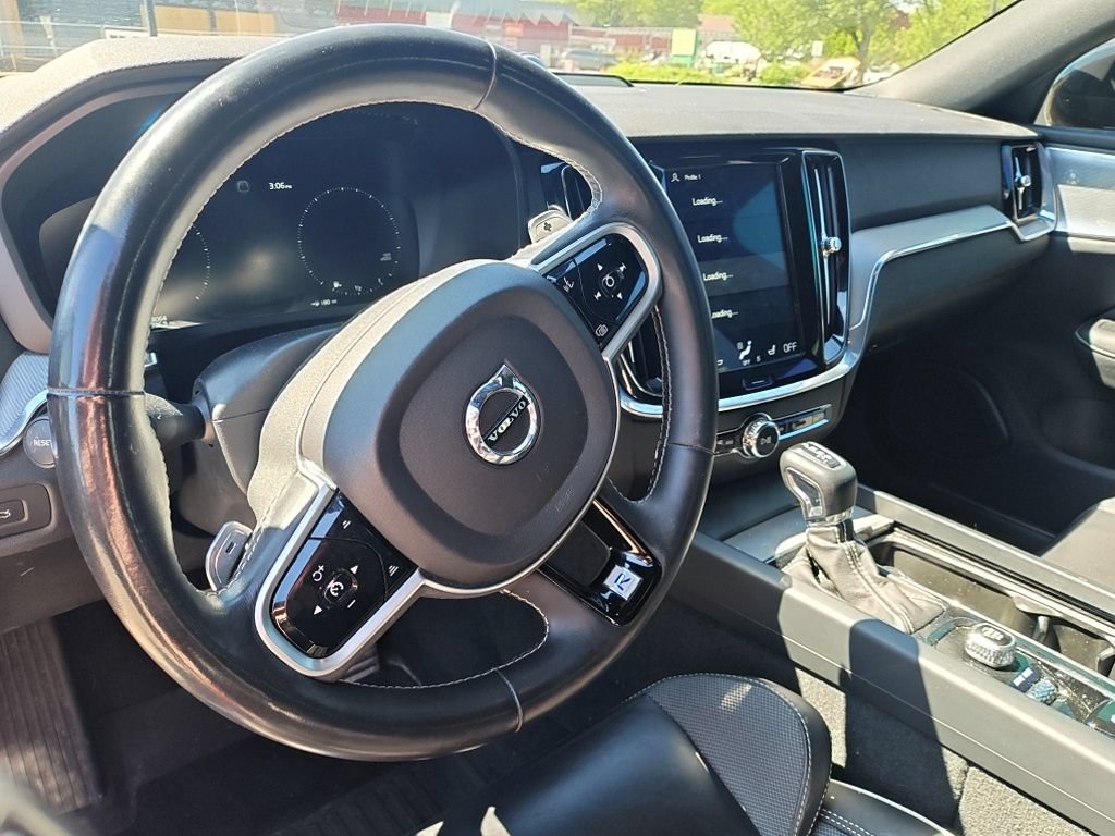 Used 2019 Volvo S60 T6 R-Design AWD/4WD image 8