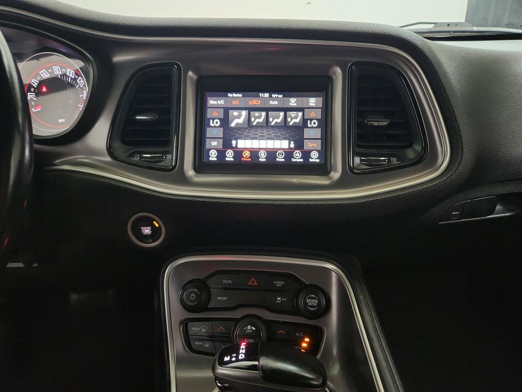 Used 2020 Dodge Challenger SXT RWD image 30