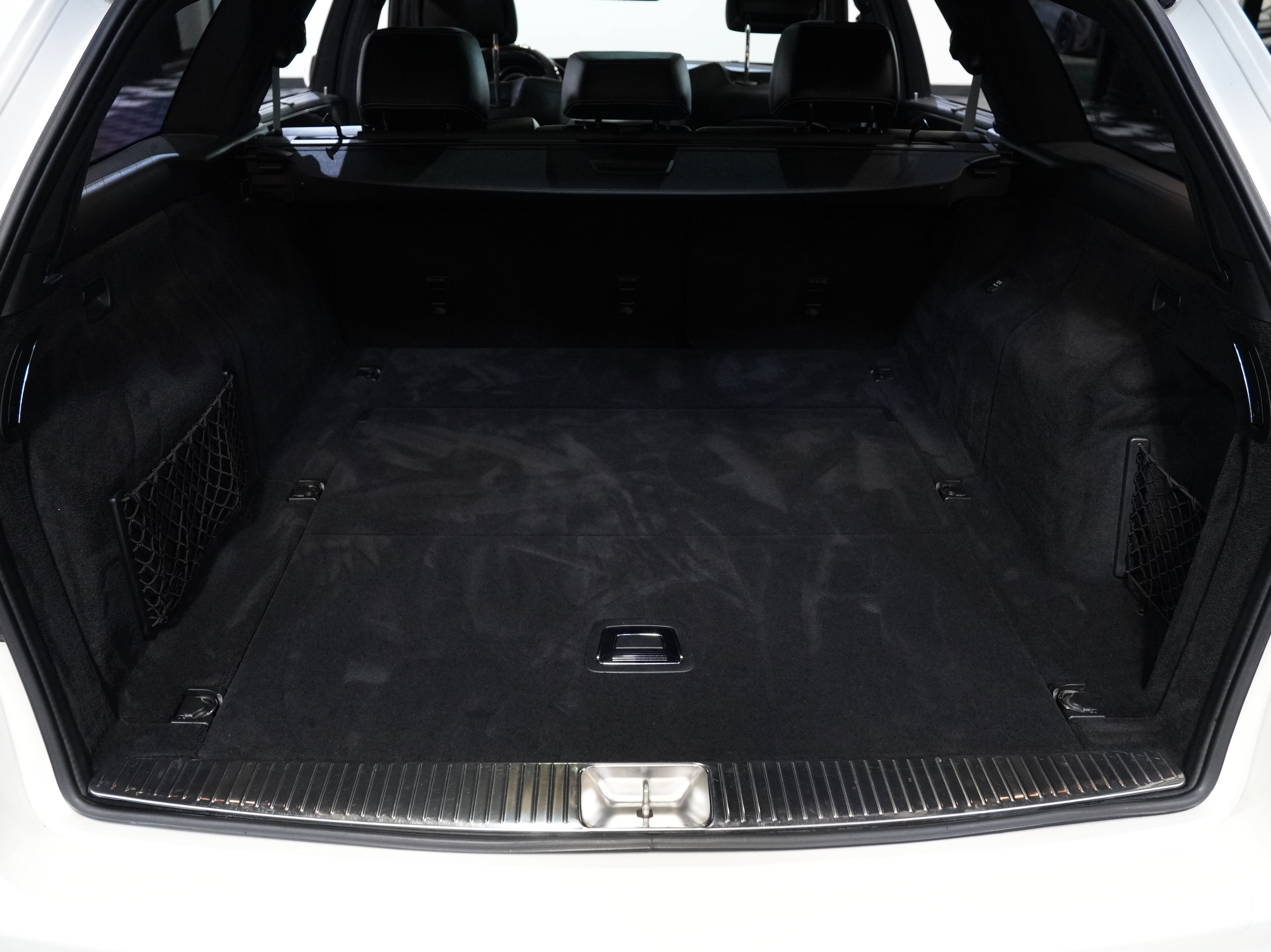 Used 2014 Mercedes-Benz E 63 AMG S-Model w/ Driver Assistance Package image 58