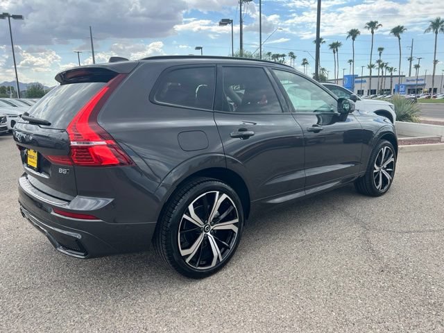 Certified 2025 Volvo XC60 B5 Ultra w/ Protection Package Premier AWD/4WD image 3