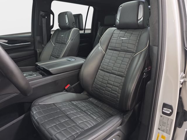 Certified 2024 Cadillac Escalade ESV V w/ LPO, Floor Liner Package AWD/4WD image 12