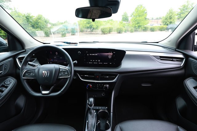 Used 2024 Buick Encore GX Sport Touring FWD image 30