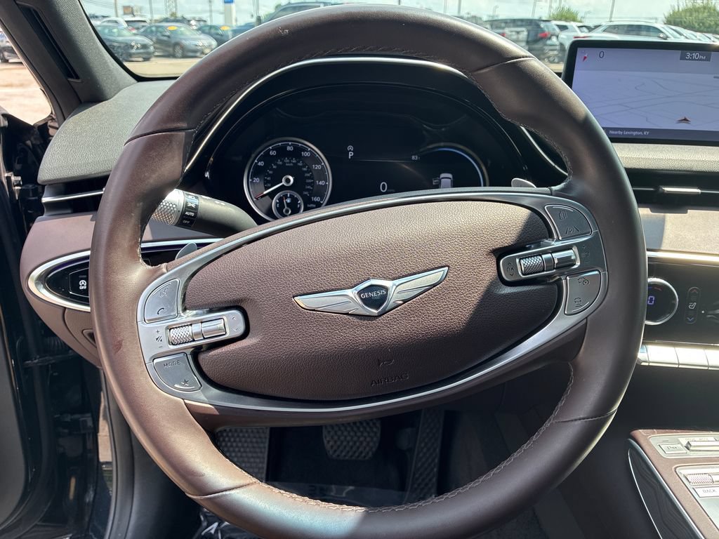 Used 2022 Genesis GV70 2.5T w/ Advanced Package AWD/4WD image 12