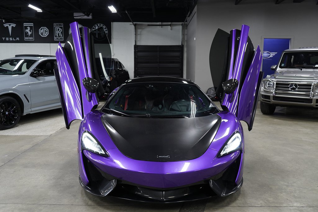 Used 2017 McLaren 570S Coupe RWD image 9