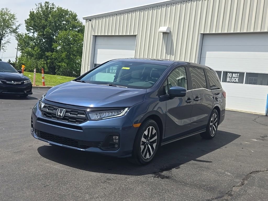 Used 2026 Honda Odyssey EX-L image 3