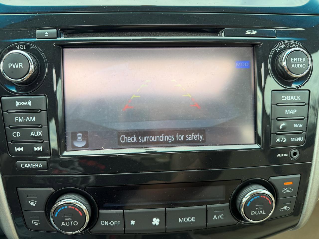 Used 2013 Nissan Altima 2.5 SL w/ Technology Pkg FWD image 20