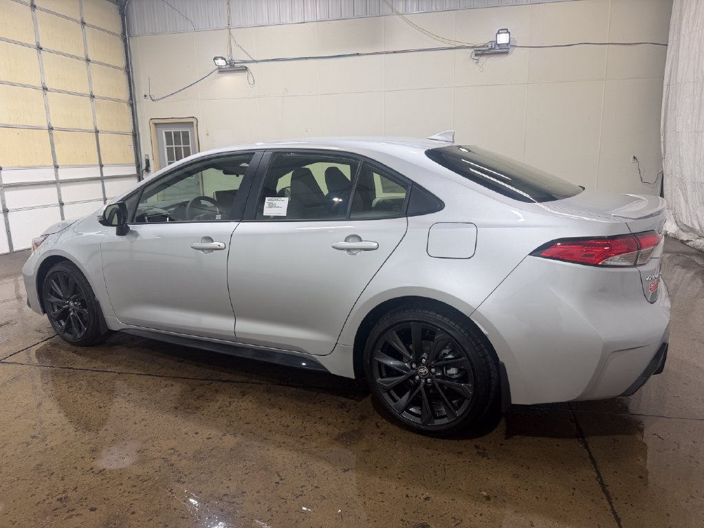 New 2026 Toyota Corolla SE w/ SE Premium Package FWD image 12