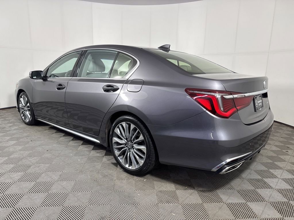Used 2018 Acura RLX w/ Technology Package FWD image 4