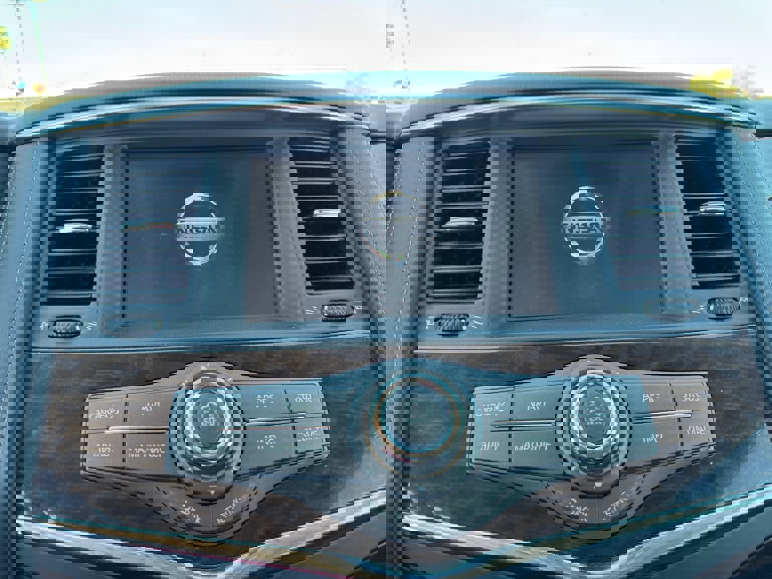 Used 2019 Nissan Armada SL w/ Premium Package image 21